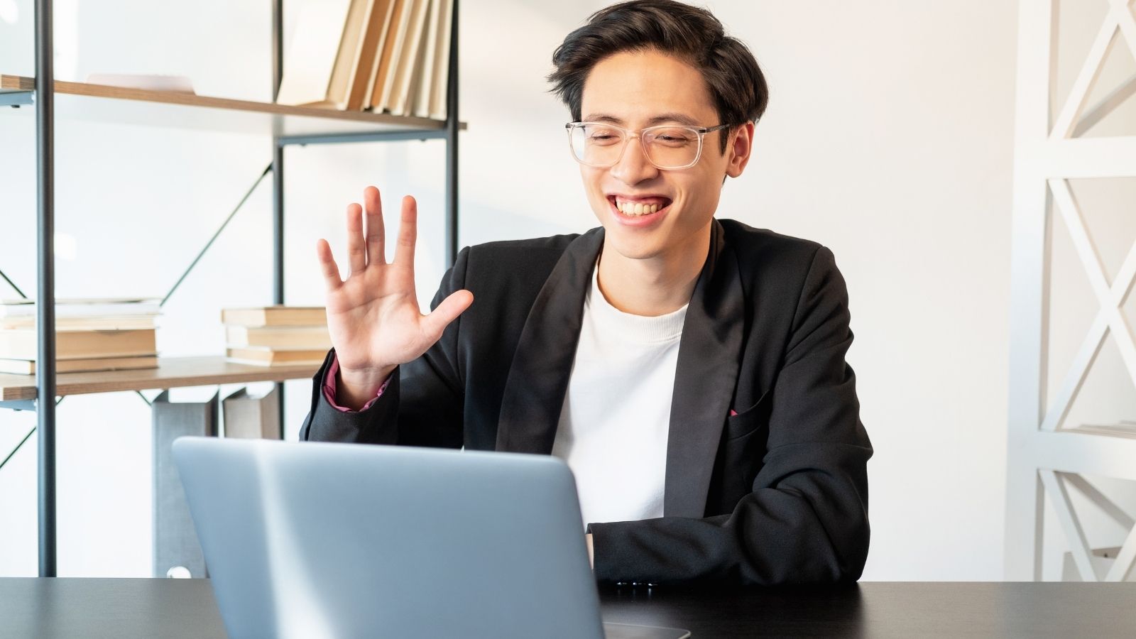Here’s E-Sign Series: How To Ace That Client Interview
